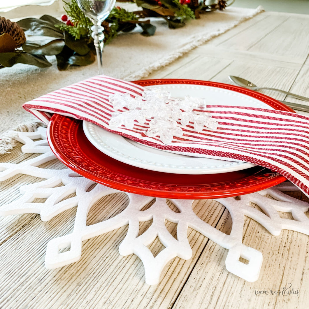 Frosty White Snowflake Charger/Placemat Set - Lemon Drops & Lilies