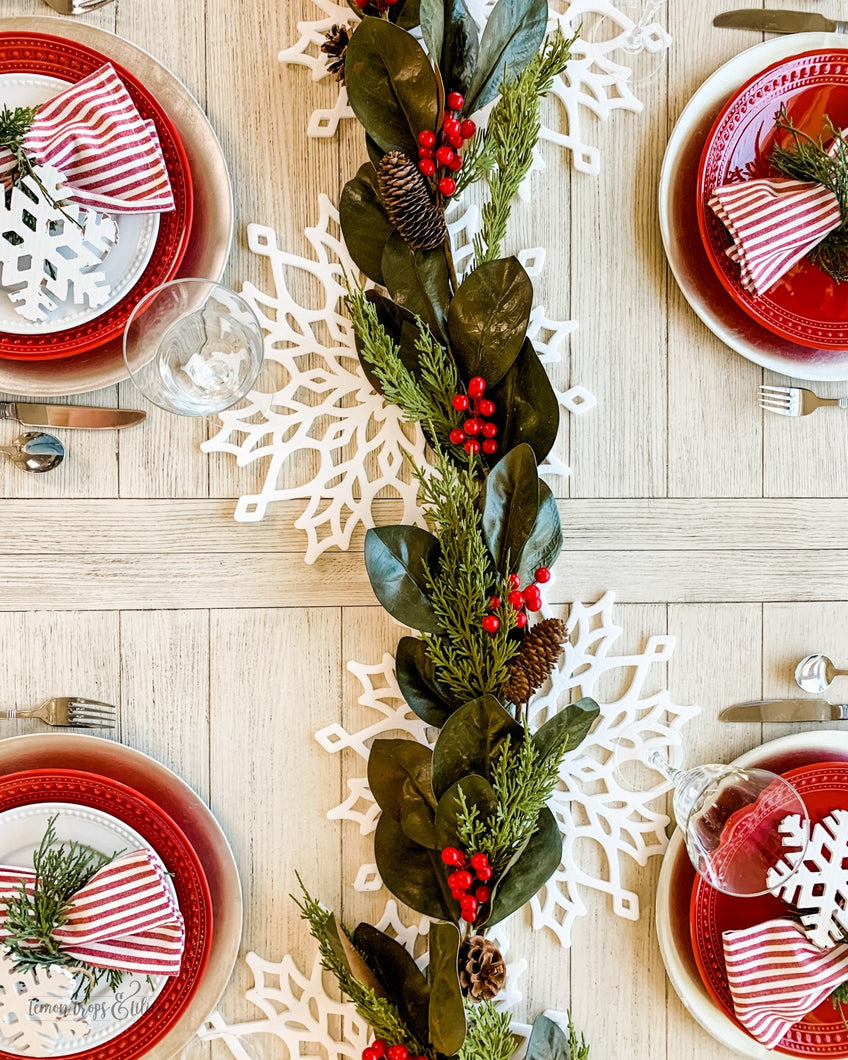 Winter Magnolia Garland with Berries - 5 ft - Lemon Drops & Lilies